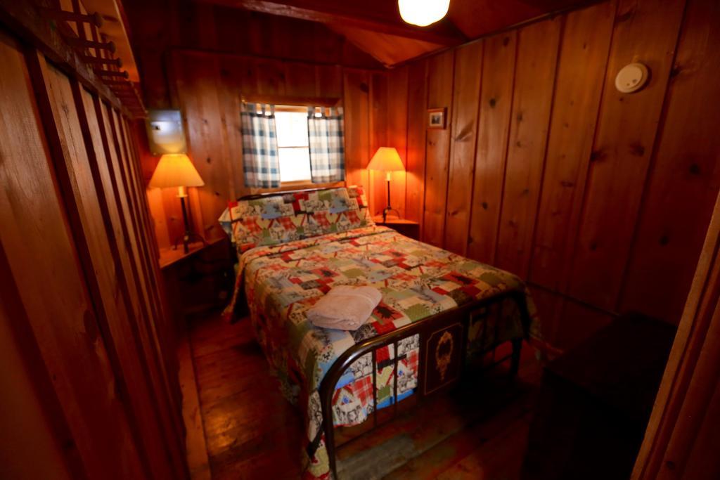 The Cabins At Historic Columbine Clark Exterior photo