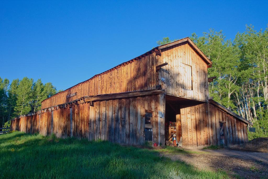 The Cabins At Historic Columbine Clark Exterior photo