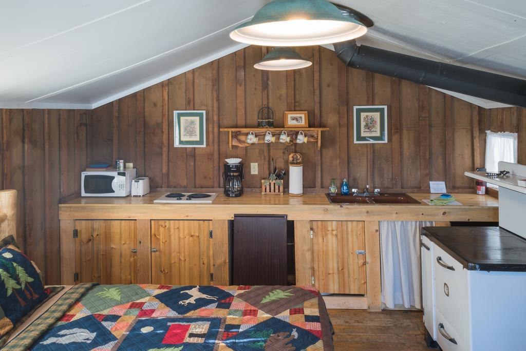 The Cabins At Historic Columbine Clark Exterior photo