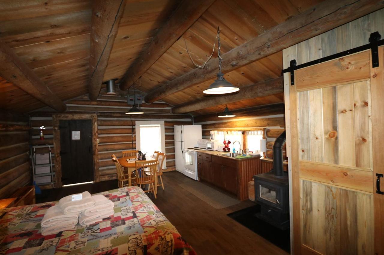 The Cabins At Historic Columbine Clark Exterior photo